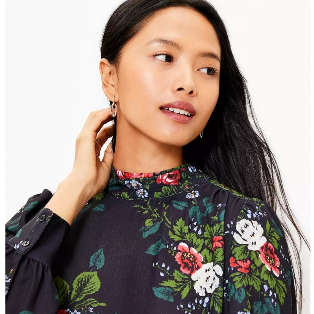 LIKE NEW Loft Floral Blouse